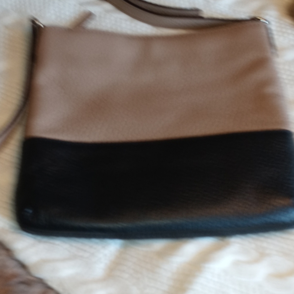 Kate Spade leather purse - Picture 2 of 8